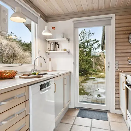 Holiday home Selenia - 1km From The Sea In Nw Jutland By Interhome Saltum