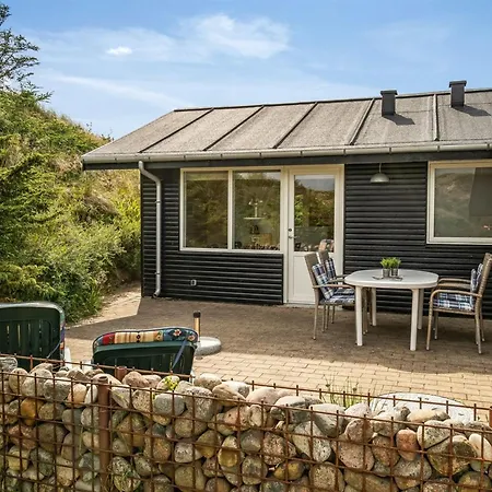 Selenia - 1km From The Sea By Interhome *