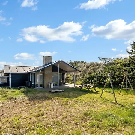 Selenia - 1km From The Sea By Interhome